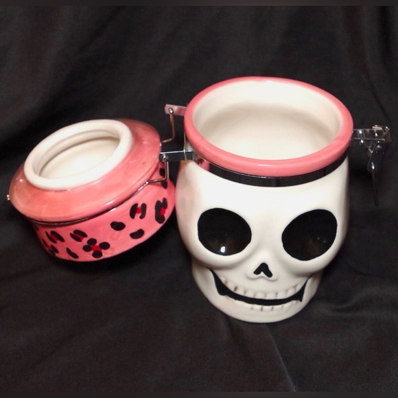 NWT🩷💀Skull Hinged Jar - Picture 5 of 8